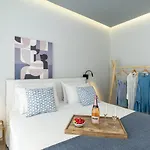 Elia & Anthos Deluxe Daire