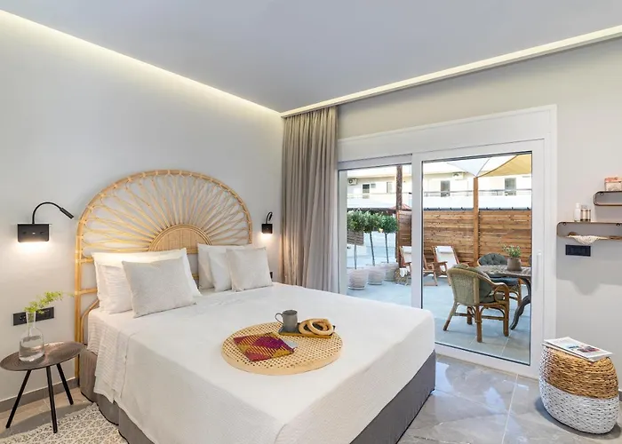 Elia & Anthos Deluxe * Ixia (Rhodes)