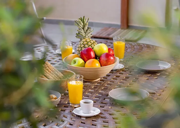 Elia & Anthos Deluxe *