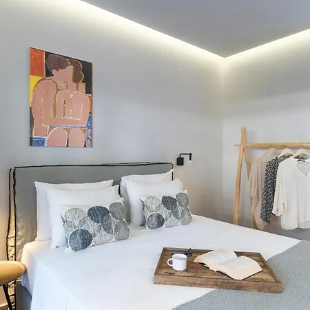 Elia & Anthos Deluxe