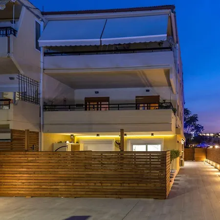 Elia & Anthos Deluxe * Ixia (Rhodes)